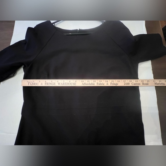 TALBOT’S BLACK SHEATH DRESS. SIZE 14. HITS AT KNEE. SHORT SLEEVE - Picture 8 of 8